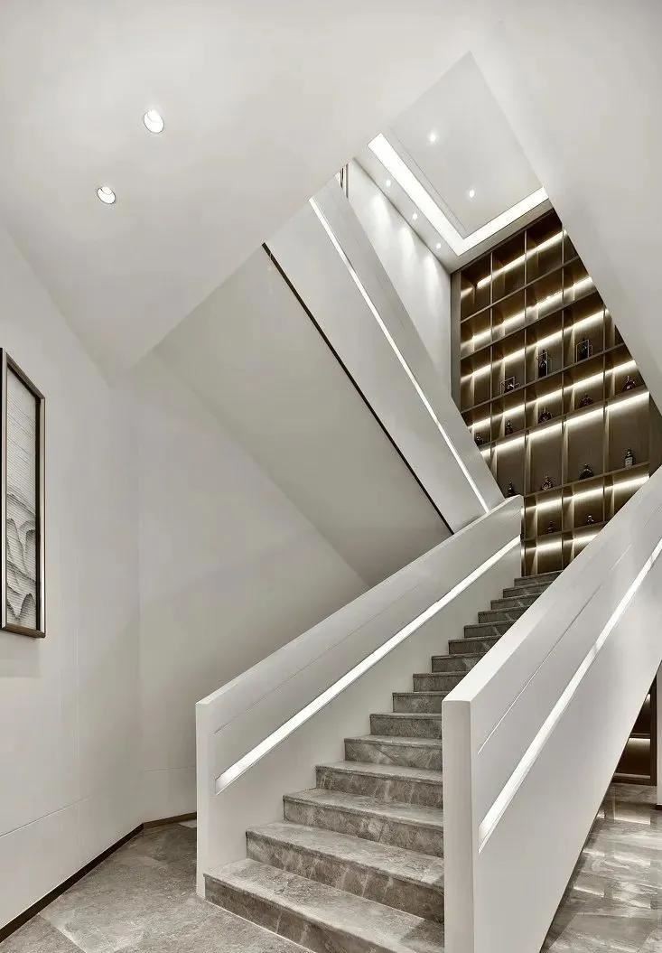 Hermes Grey Marble Staircase