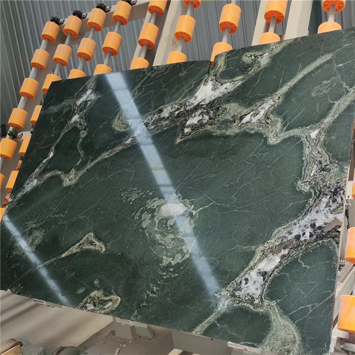 Gucci Bamboo Charm Diabase